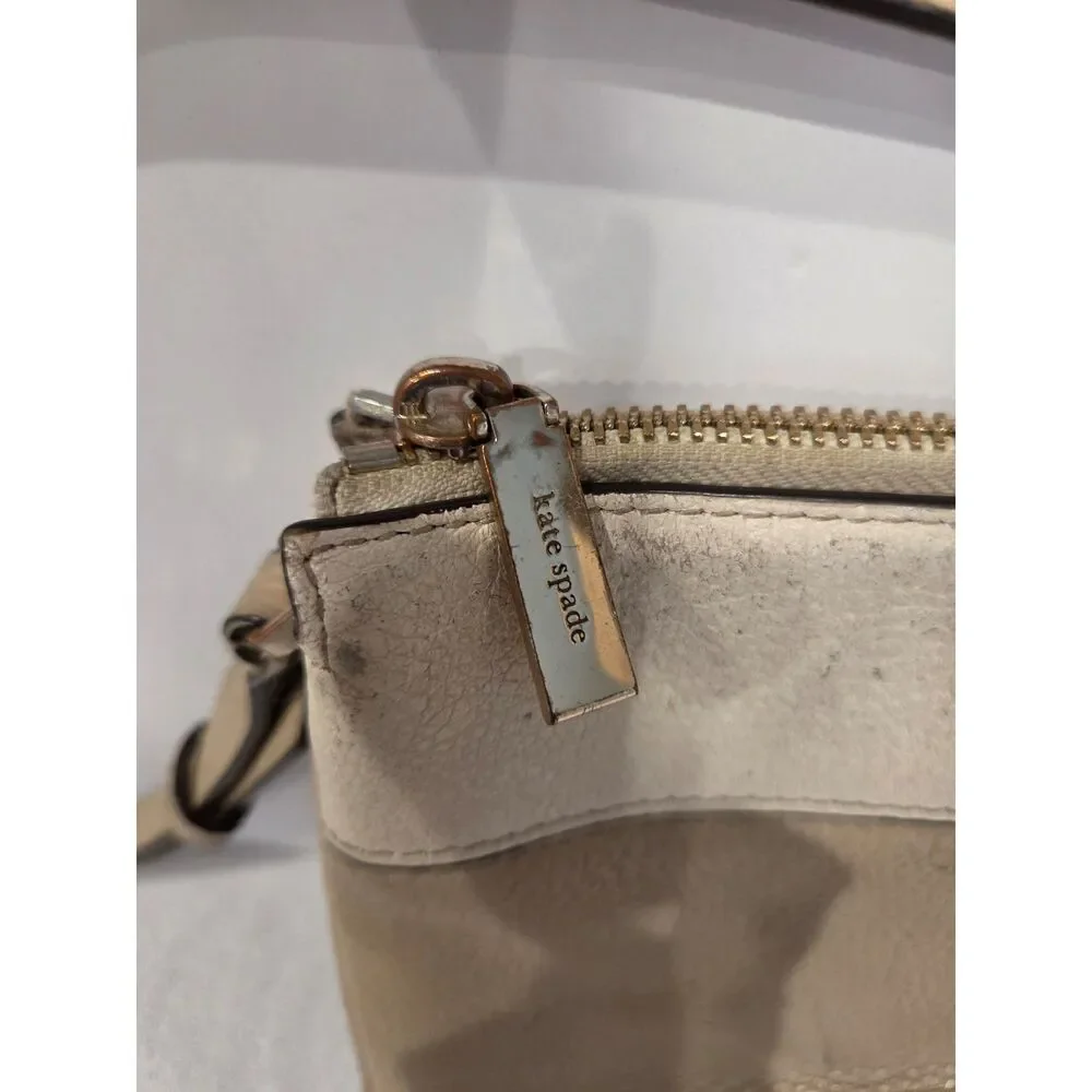Kate Spade Leila Colorblock Triple Gusset Crossbody Leather Purse Bag Beige Flaw